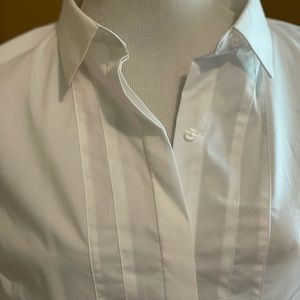 Worthington White Button Up Shirt